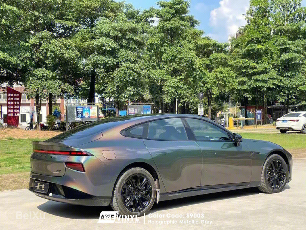 Gloss Holographic Grey Vinyl image 5