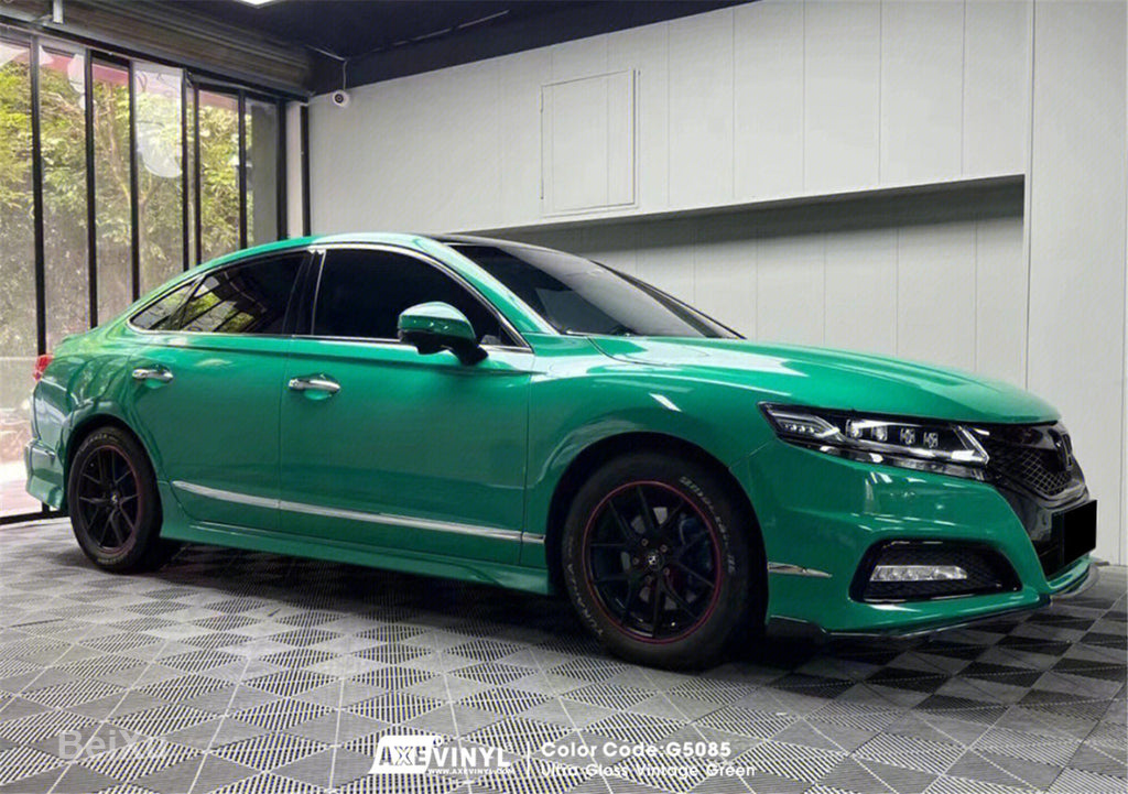 Ultra Gloss Vintage Green Vinyl image 3